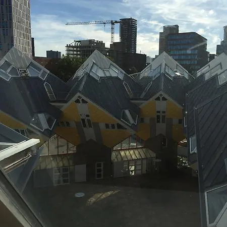 Cube House *